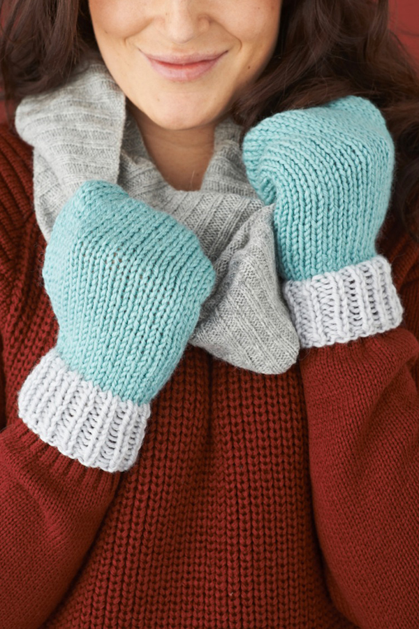 Simple-mittens-knitting-pattern-final2-Mollie-Makes